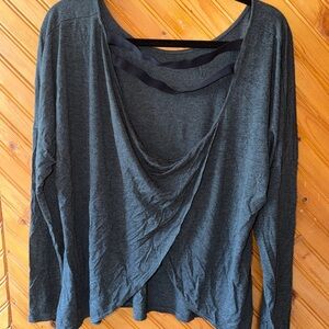 Champion c9 open back tulip cut long sleeve top XL